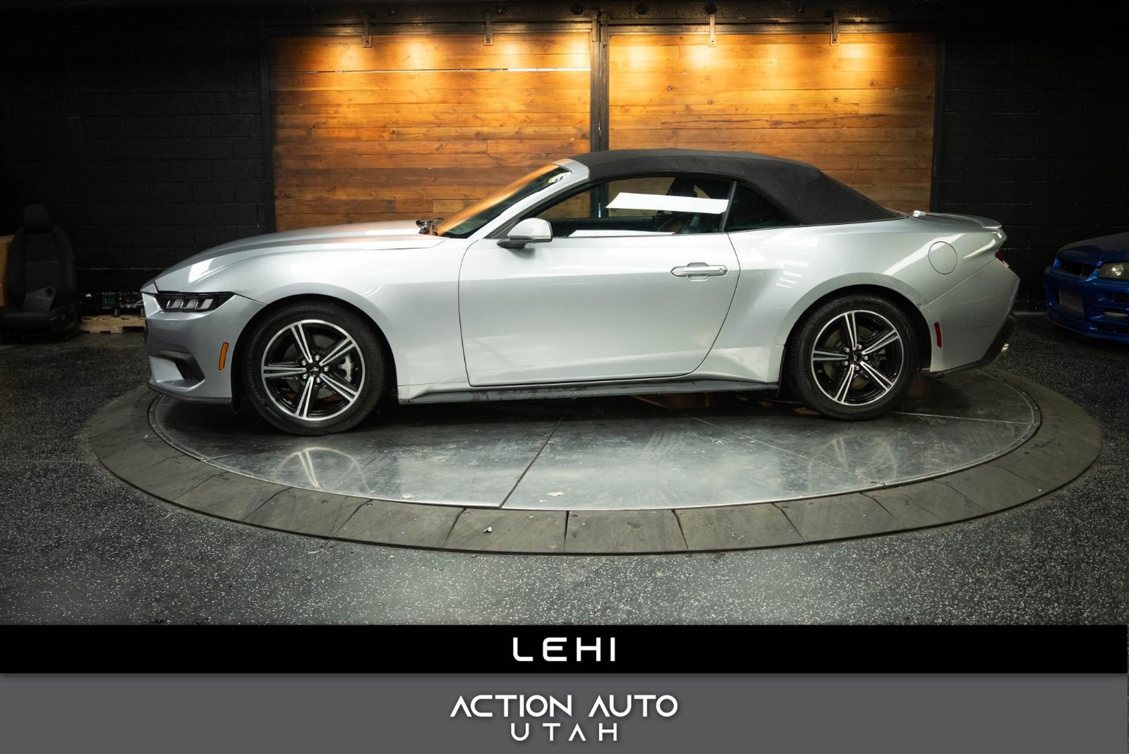 2024 FORD MUSTANG EcoBoost Premium