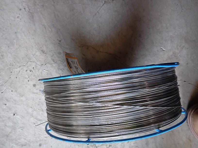 welding wire / jack stands