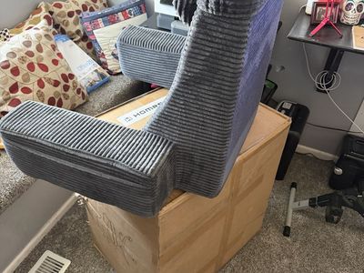 Reading pillow for bed