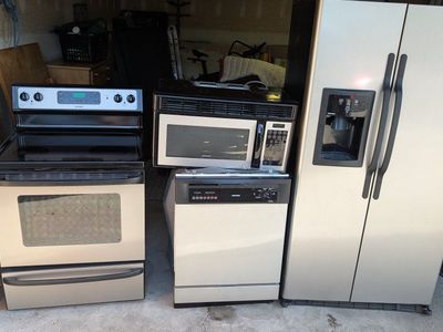 Hotpoint Full Kitchen Appliance Set - Stainless Steel Finish
