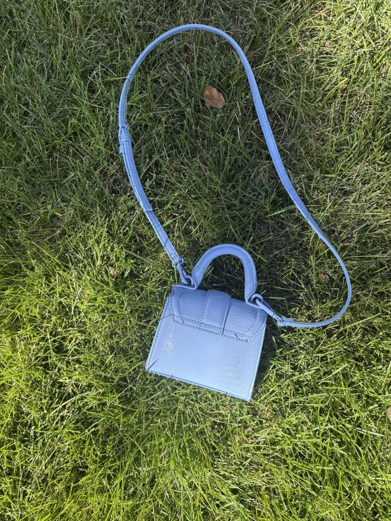 Main image 4