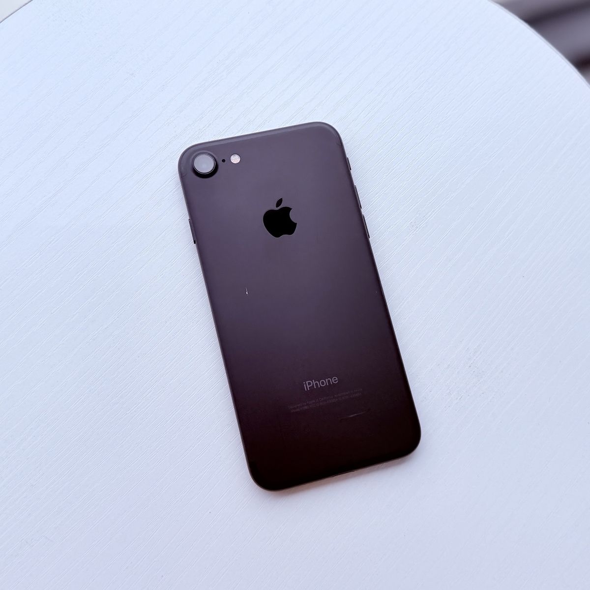 Unlocked Apple iPhone 7 32 GB