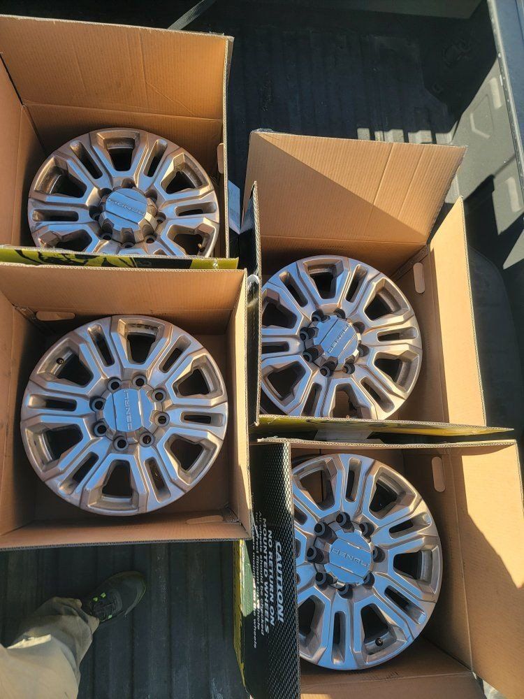 20" 2020-2023 GMC Sierra 3500 SRW Polished Alloy Wheels