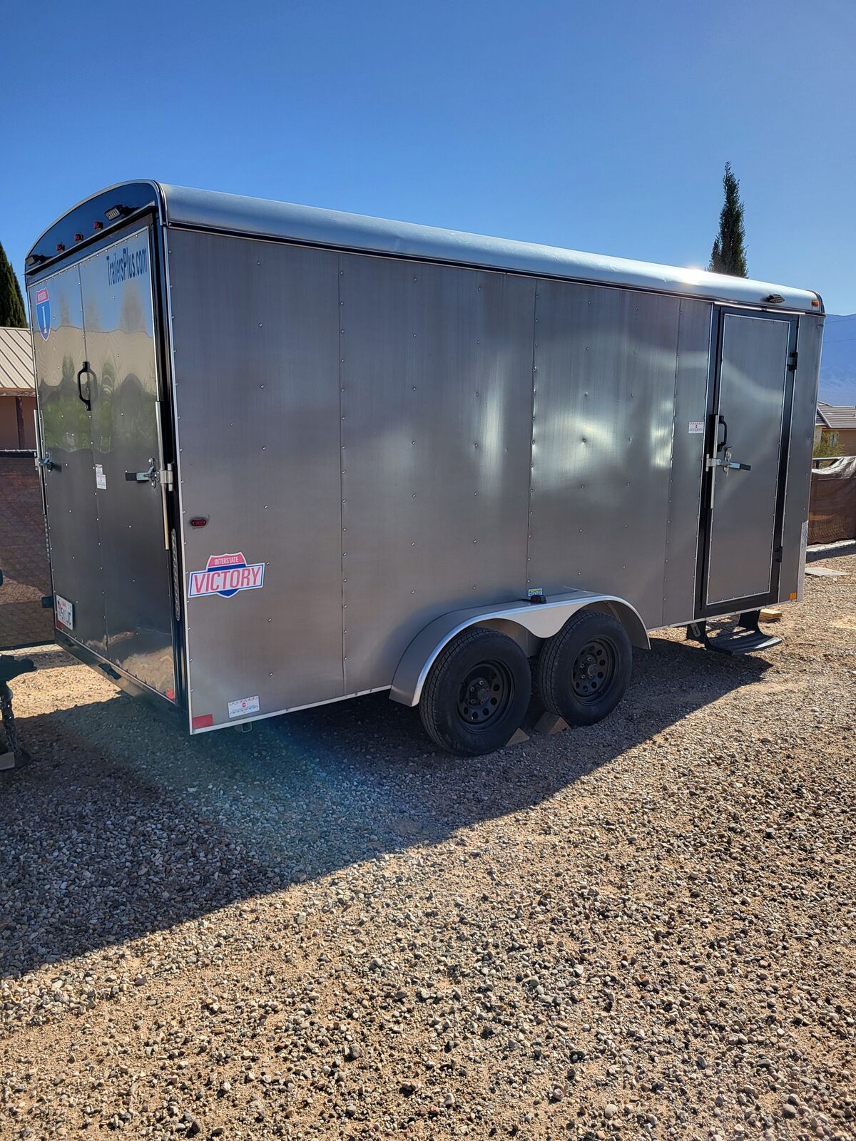 2020 Interstate Trailer