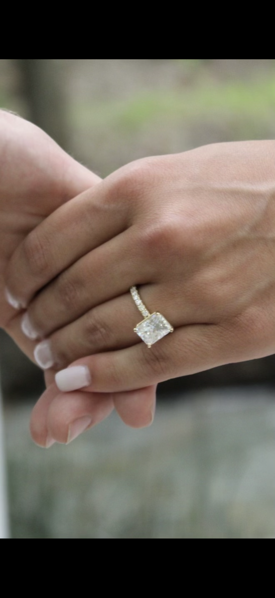 Wedding/Engagement ring