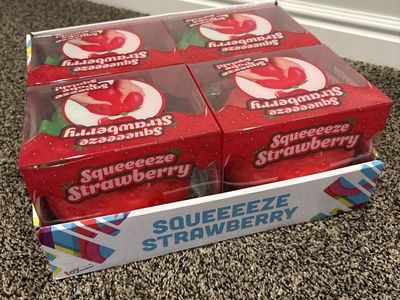 Squeeeeze Strawberry Squishy Stress Relief 12$ EACH