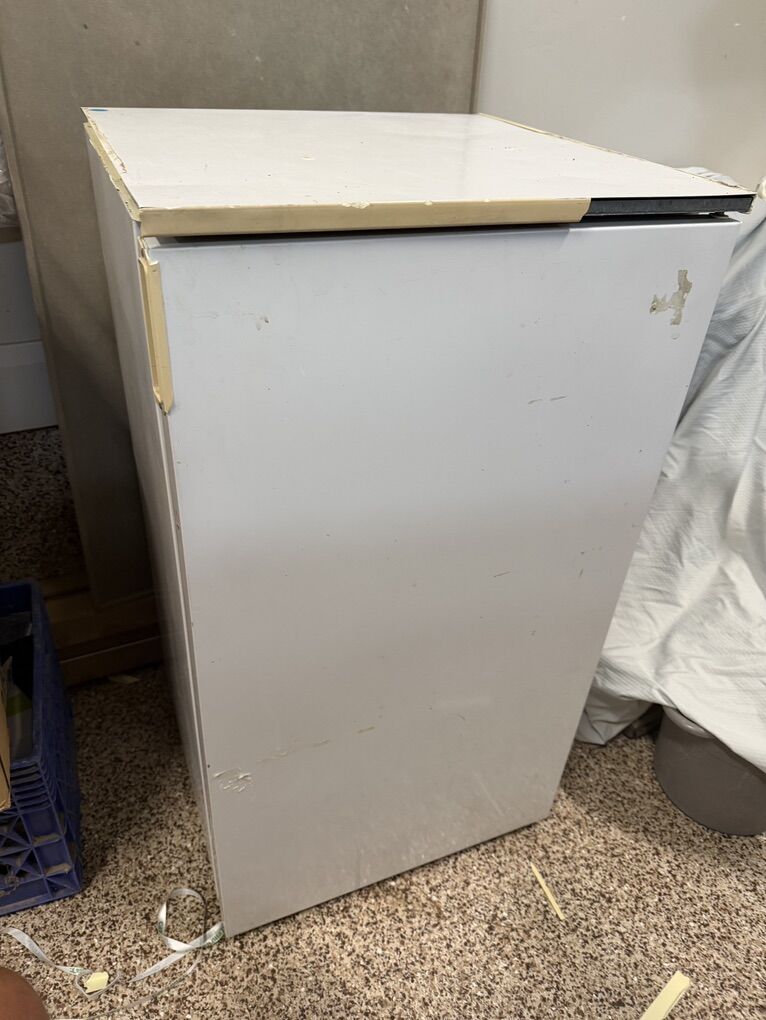 Small Refrigerator