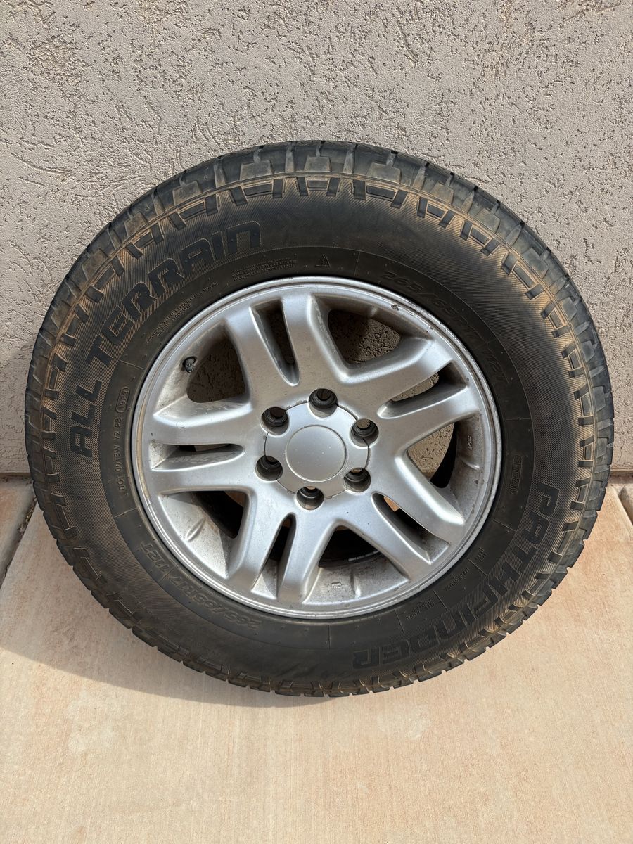 Toyota Wheels and 265/65R17 Tires