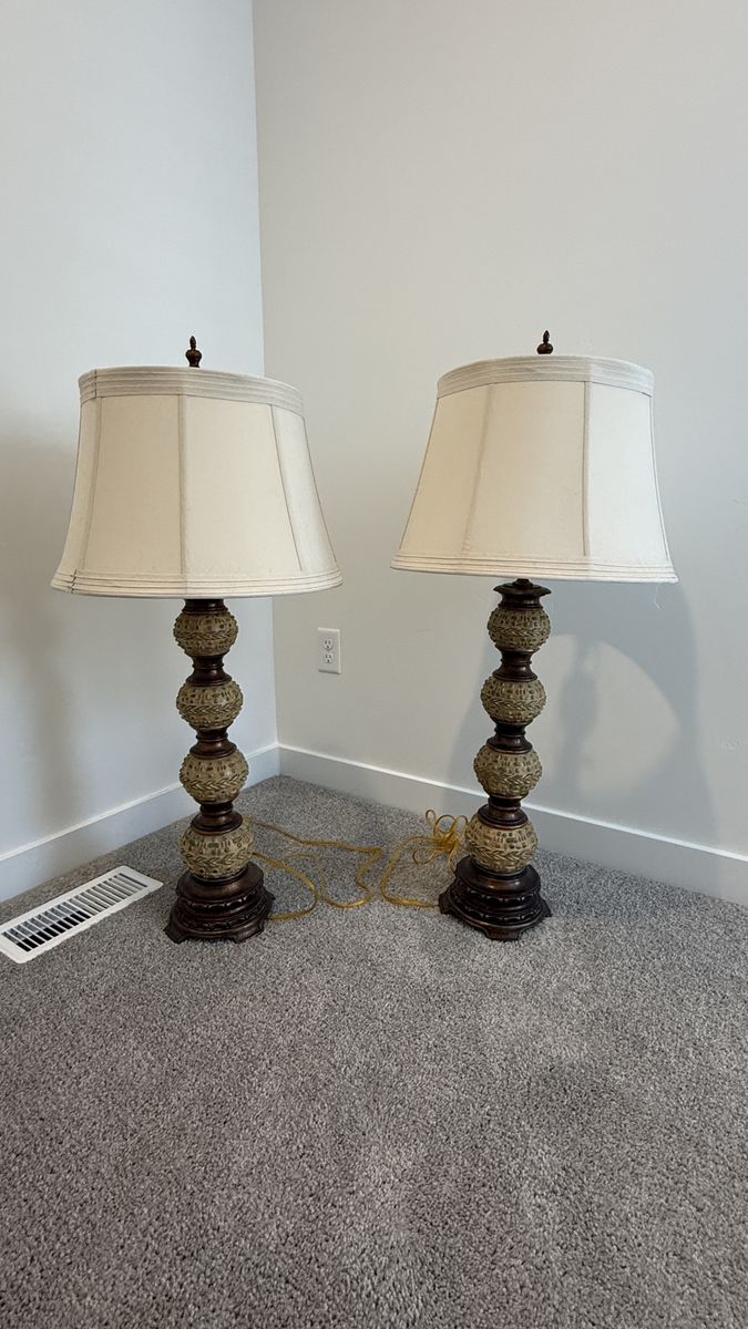 Set of 2 Traditional Stacked Ball Table Lamps with Beige Shades