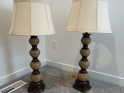 Set of 2 Traditional Stacked Ball Table Lamps with Beige Shades