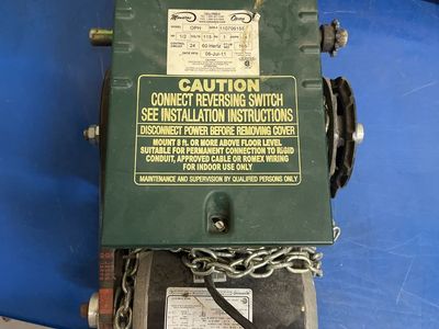Manaras OPH 1/2HP Garage Door Operator Untested