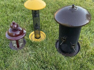 Outdoor Metal Bird Feeders Finch Blue Jay Etc