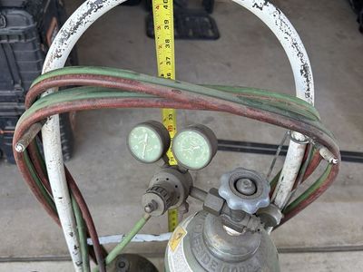 Oxygen/acetylene torch set