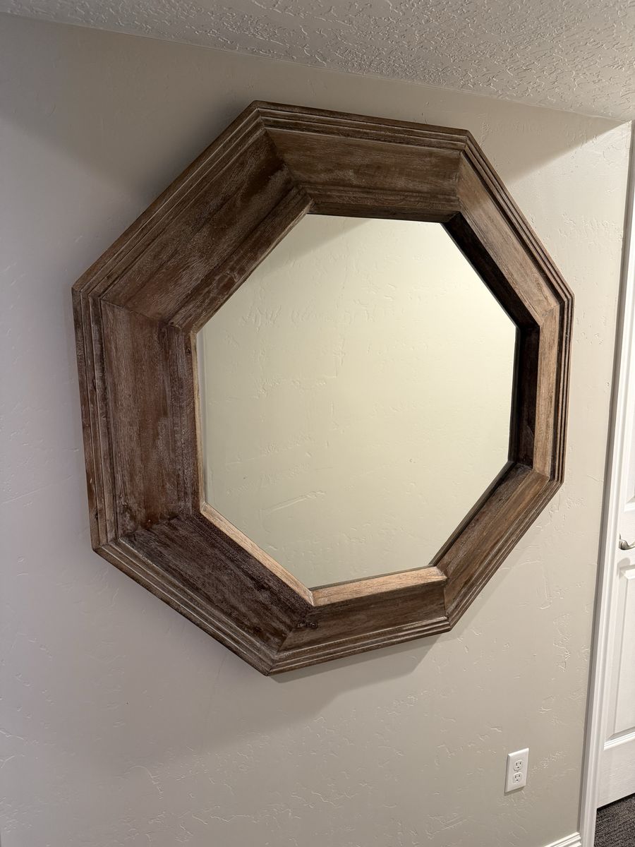 Pottery Barn Solid Wood Mirror W bracket