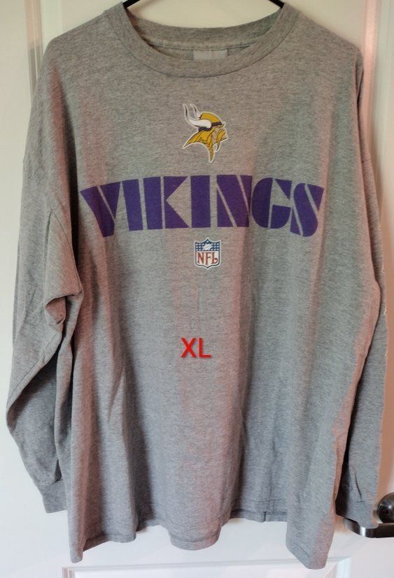men's long sleeve Minnesota Viking T-shirt