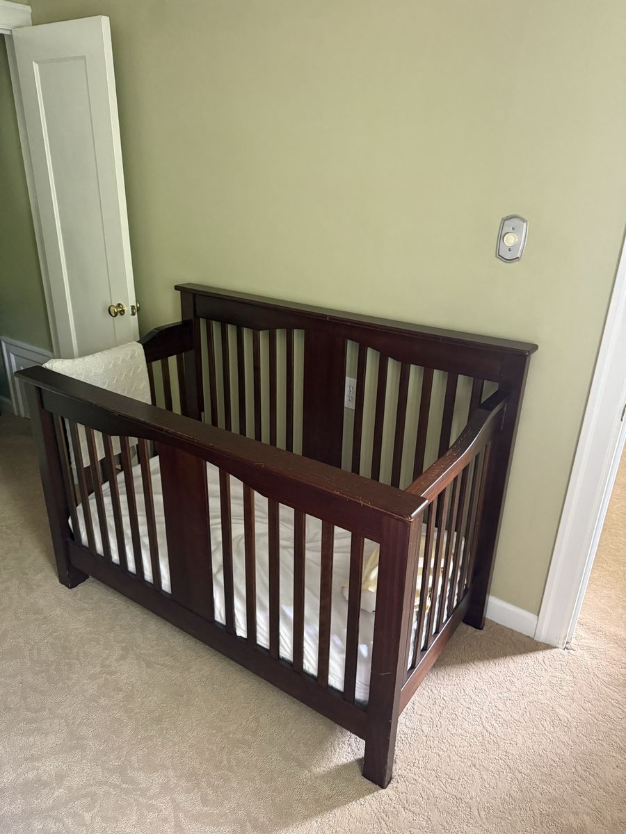 Dark Wood Baby Crib - Restoration Hardware. Nearly unused….. I get it…‘this ain’t the manger…… buts it’s nice as ##%