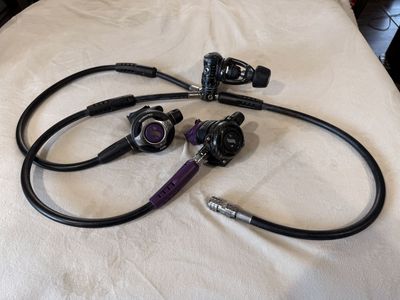 SCUBAPRO A700 Carbon Regulator System