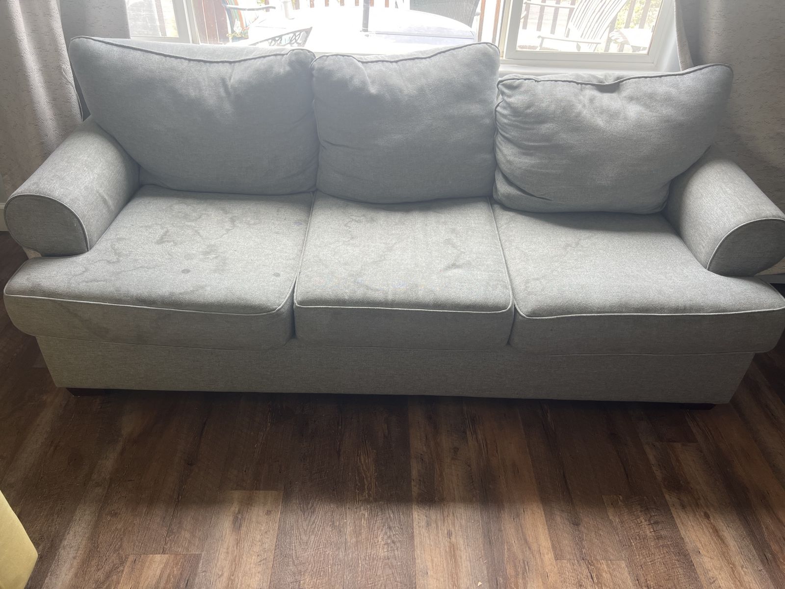 Matching Loveseat and sofa