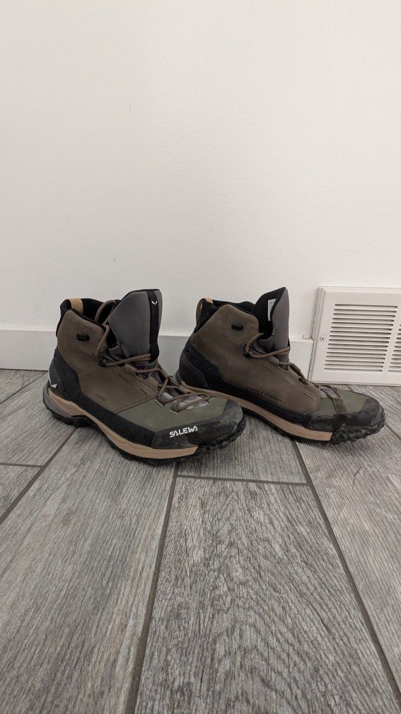 Salewa Puez Leather (waterproof)(size 12.5)