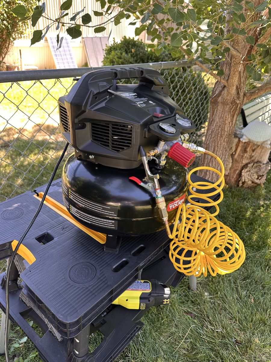 Main image 3
