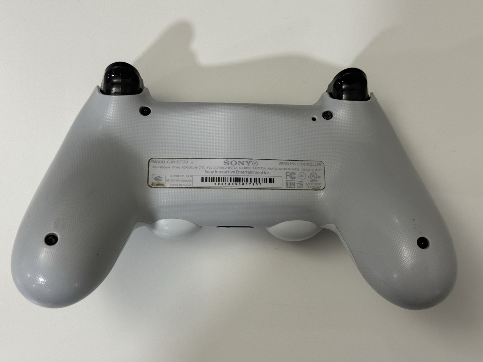 Main image 7