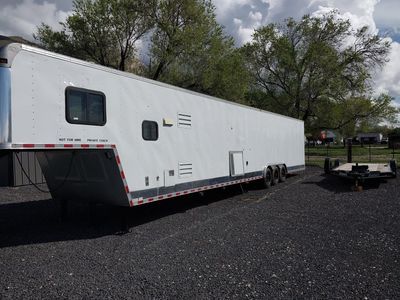48' Vintage living quarter race trailer / Toyhauler