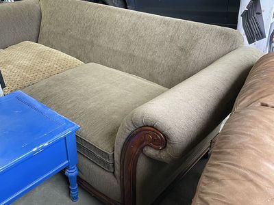 Formal couch