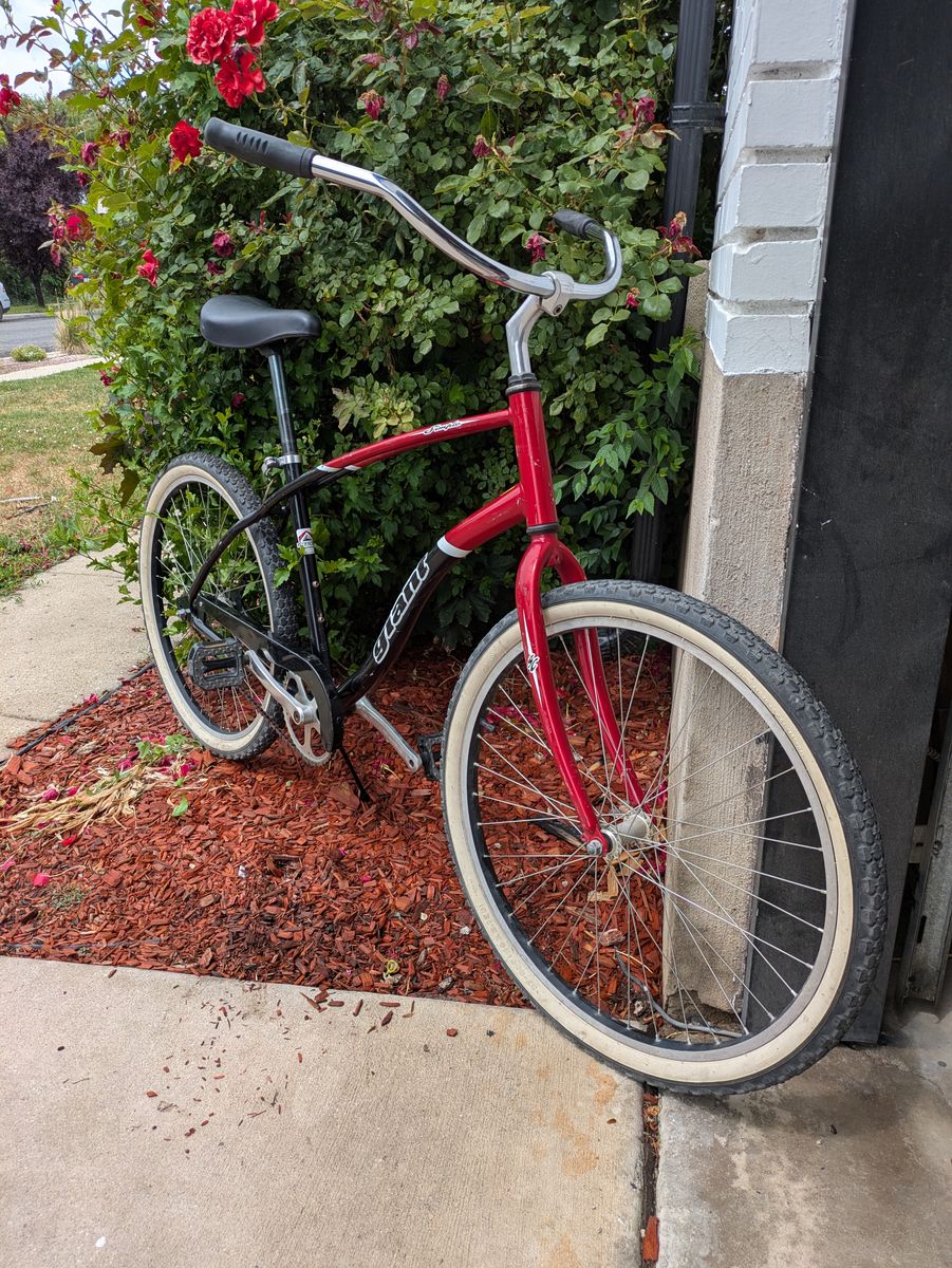 Giant Cruiser Bike - Lightweight Aluminum Frame
