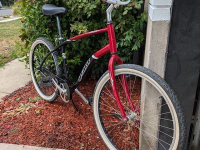 Giant Cruiser Bike - Lightweight Aluminum Frame