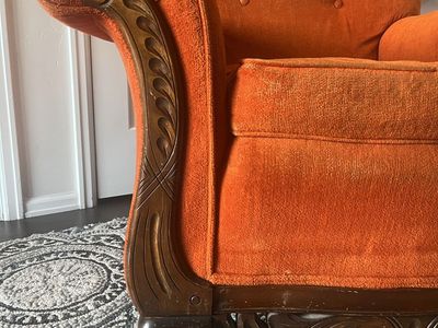 Orange Arm Chair, Vintage Burnt Orange Accent Chair, Solid Wood Details, Retro / Boho / Mid Century Vibes