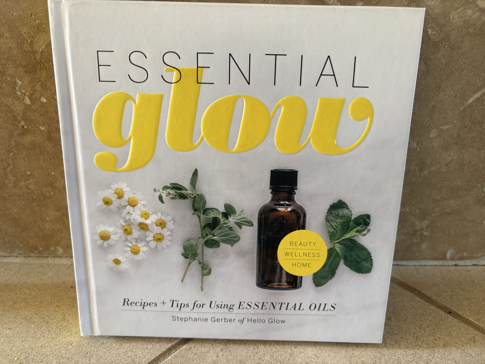 New Book Essential Glow about essential oils - 2 available 
