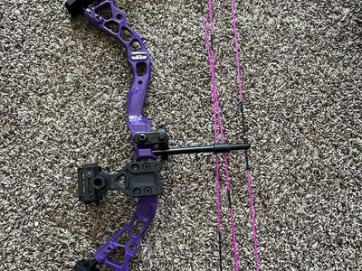 Diamond Archery Purple Youth Edge 320 Compound Bow