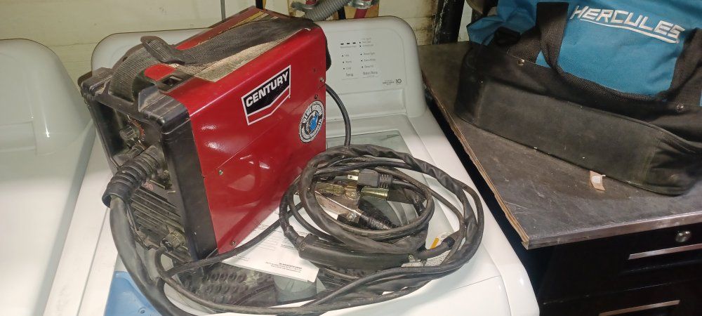 Century FC-90 Flux-Cored Wire Feed Welder
