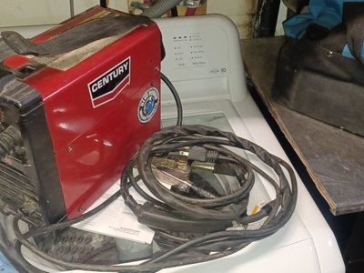 Century FC-90 Flux-Cored Wire Feed Welder