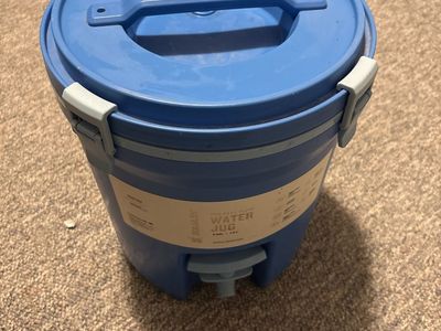 Water jug