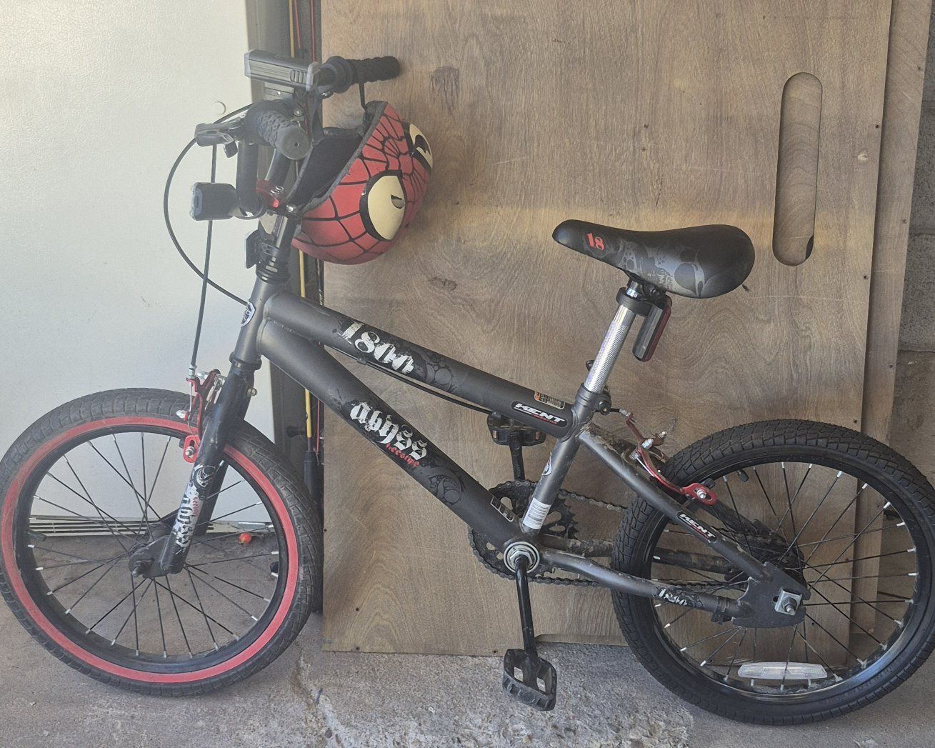 Boy's 18" Bicycle