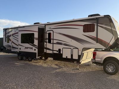 2015 Keystone Raptor 384PK