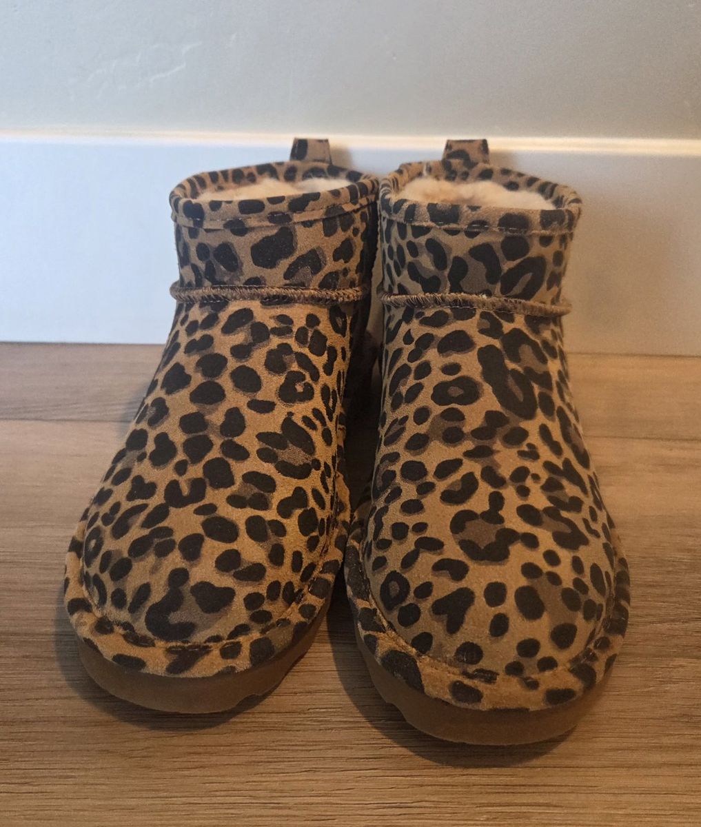 Bearpaw Shorty Leopard Boots