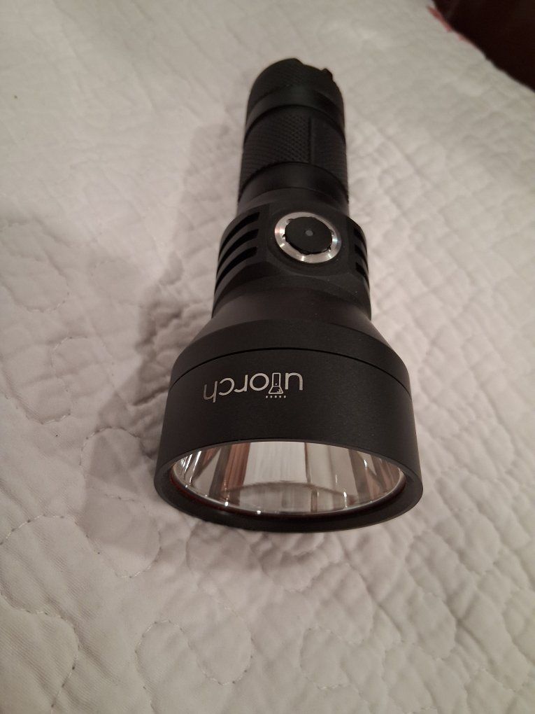 1300 Lumen Focused Beam Flashlight