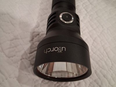 1300 Lumen Focused Beam Flashlight