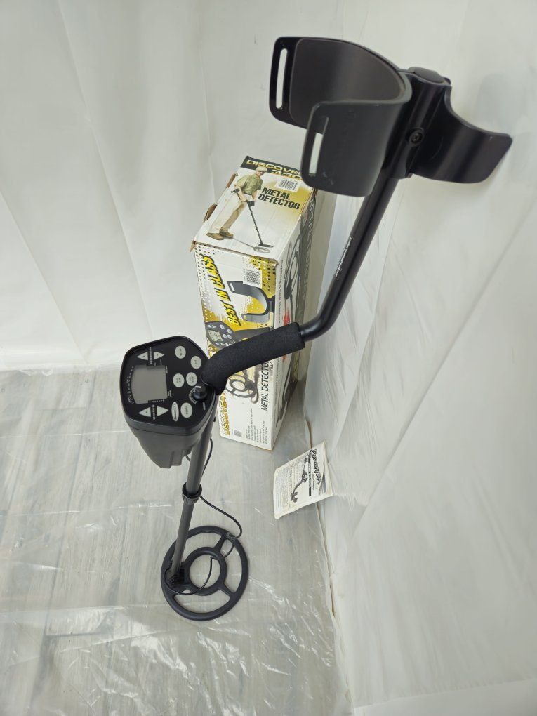 Metal Detector Bounty Hunter Discovery 3300