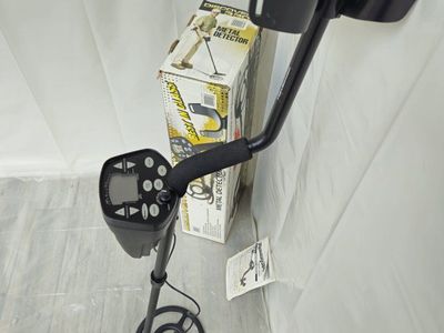 Metal Detector Bounty Hunter Discovery 3300