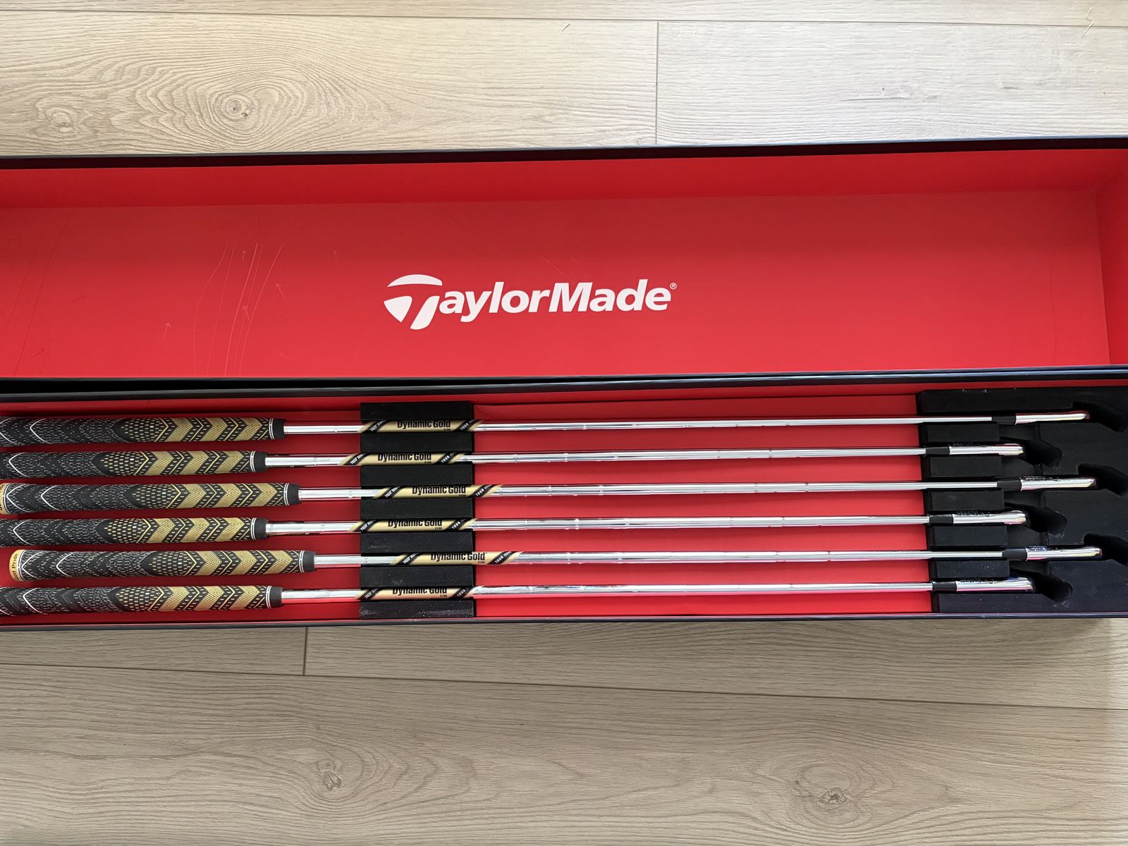 Taylormade P7TW Irons 3-PW - Limited Edition