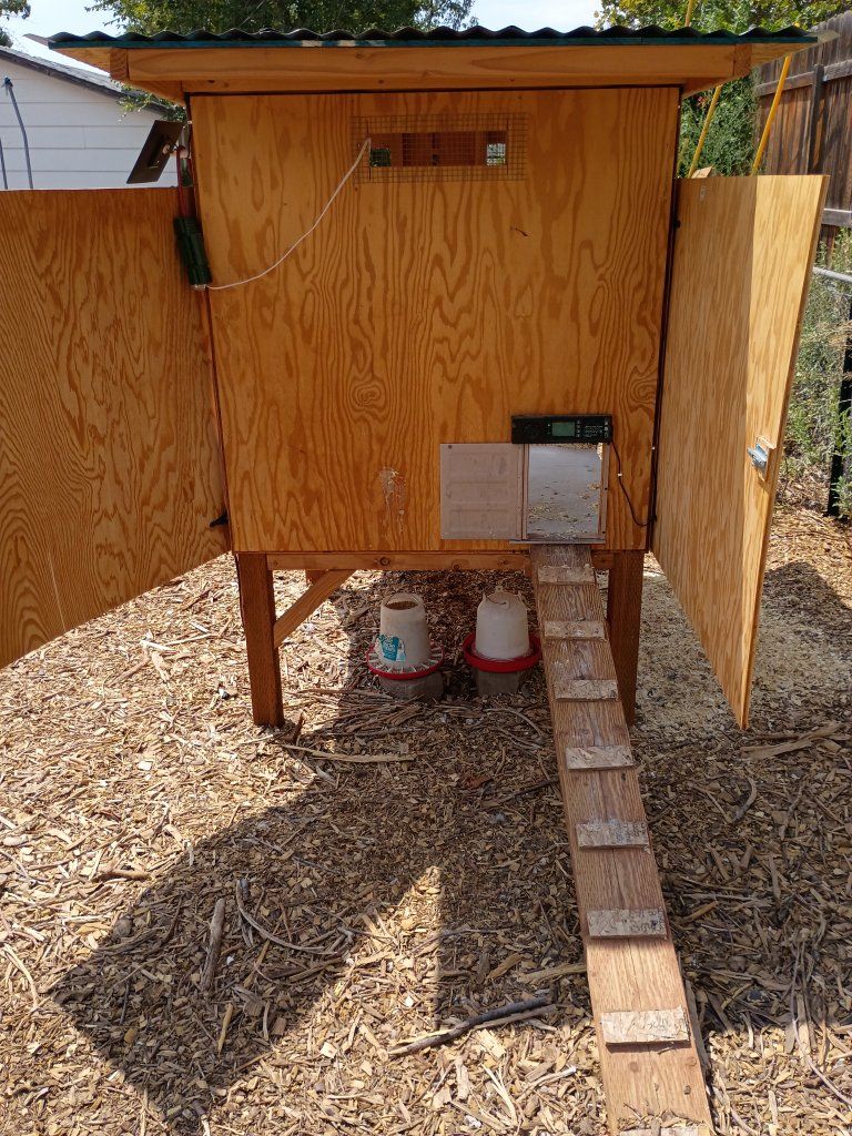 Main image 3