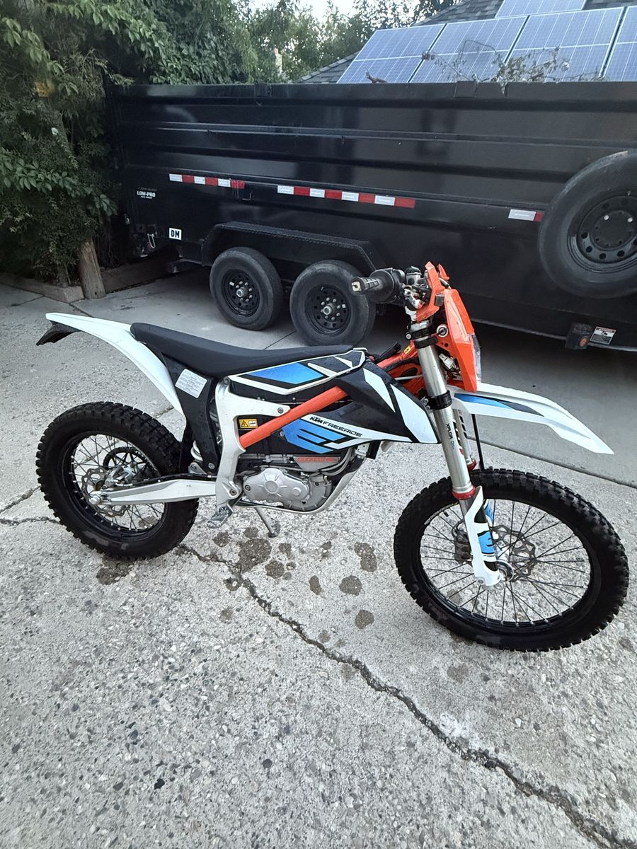 2022 KTM Freeride E-XC Electric Dirt Bike