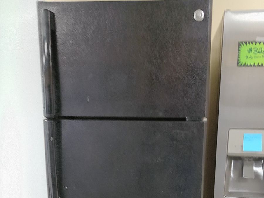 Main image 1