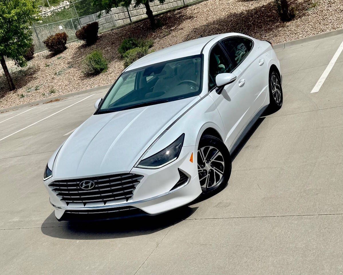 2023 Hyundai SONATA Hybrid Blue