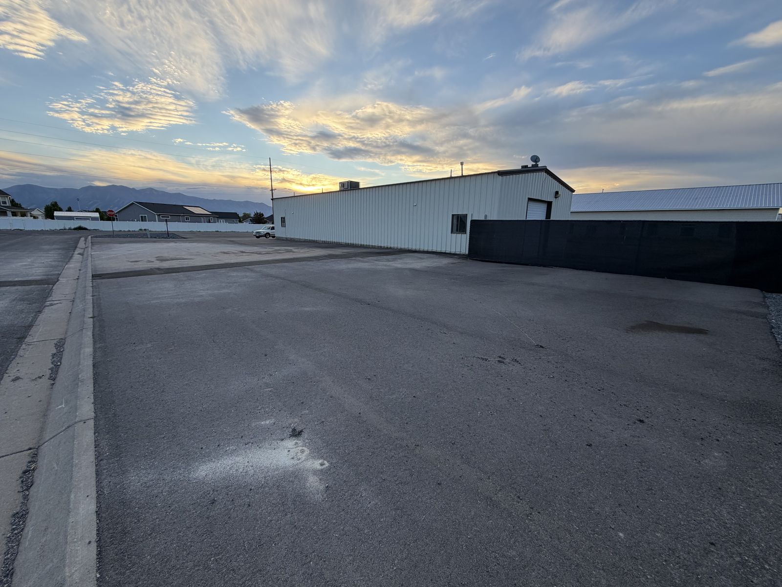 Main image 43