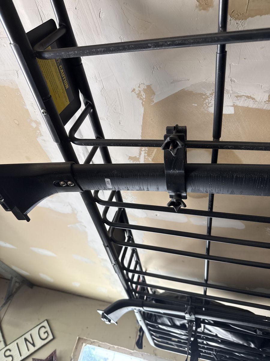 Grand Highlander luggage bars rack
