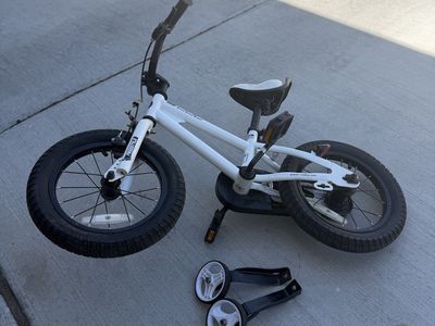 Royal baby freestyle Kids Bike. Awesome BMX Style Training Wheels